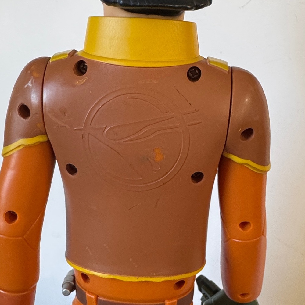 Star Wars Rebels 18-inch Ezra Bridger action figure - Picture 9 of 14